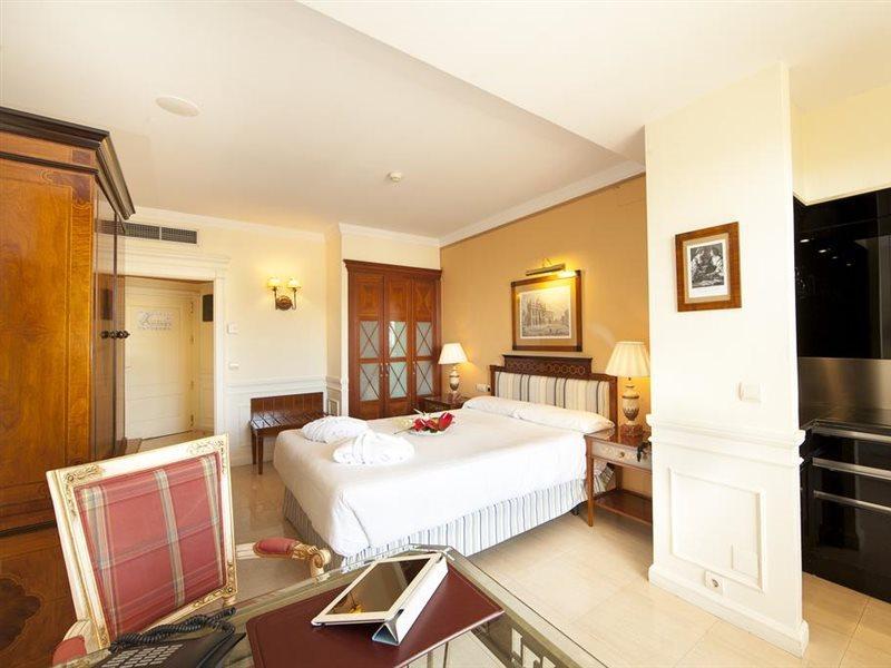 Apartamentos Guadalpin Boutique Marbella Eksteriør billede