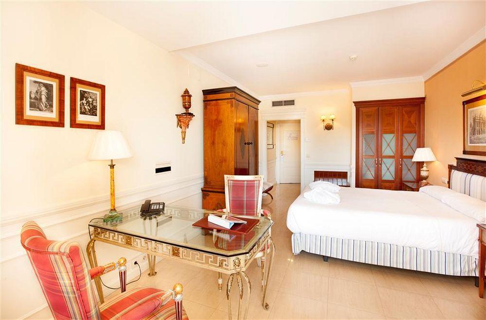 Apartamentos Guadalpin Boutique Marbella Eksteriør billede