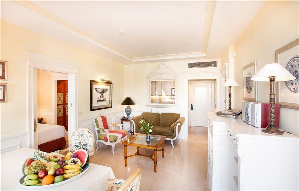 Apartamentos Guadalpin Boutique Marbella Eksteriør billede